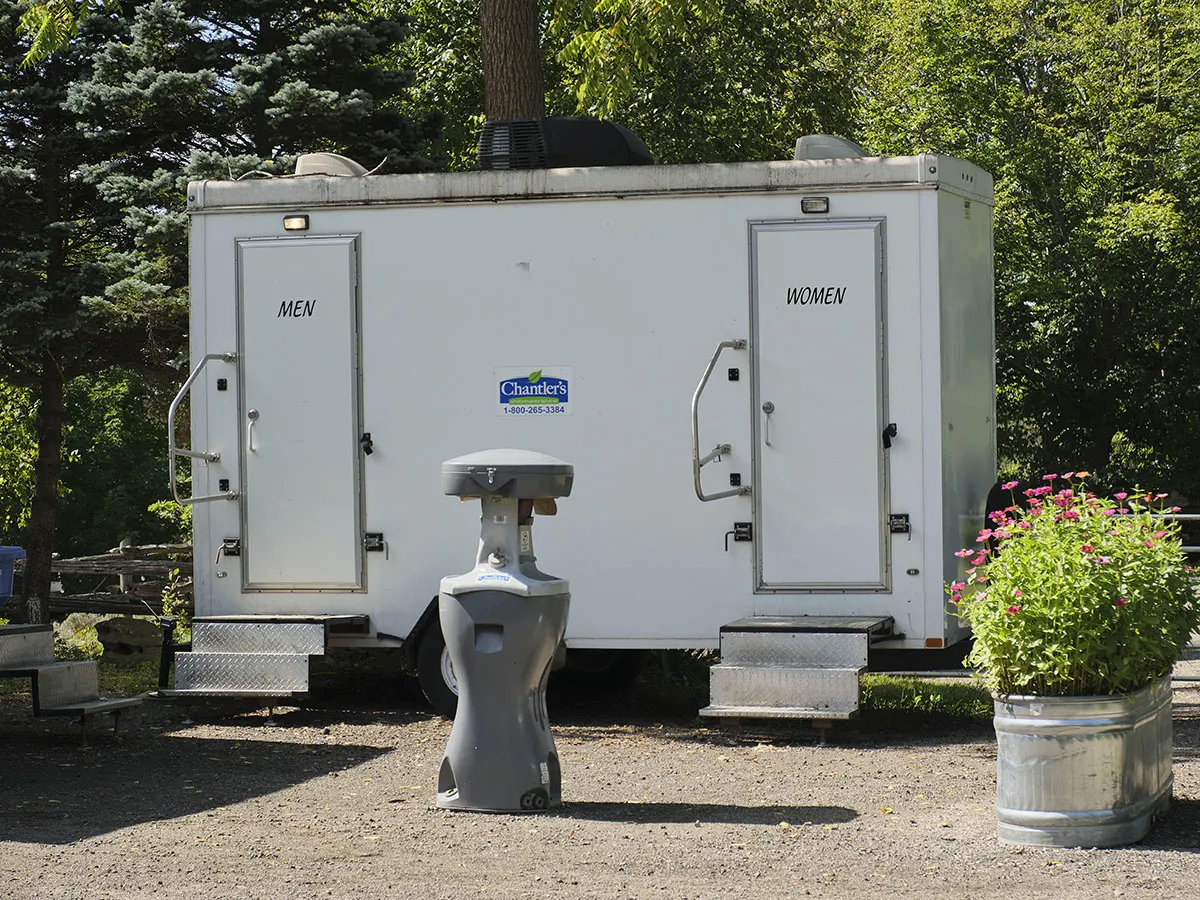 Elegance 200 Washroom Trailer Chantlers Environmental Services